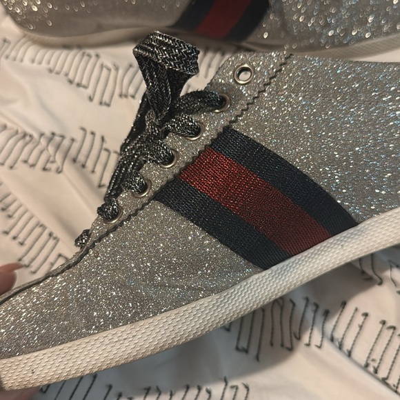 Authentic GLITTERING SPIKED LOW TOP Gucci TRAINERS - Picture 10 of 11